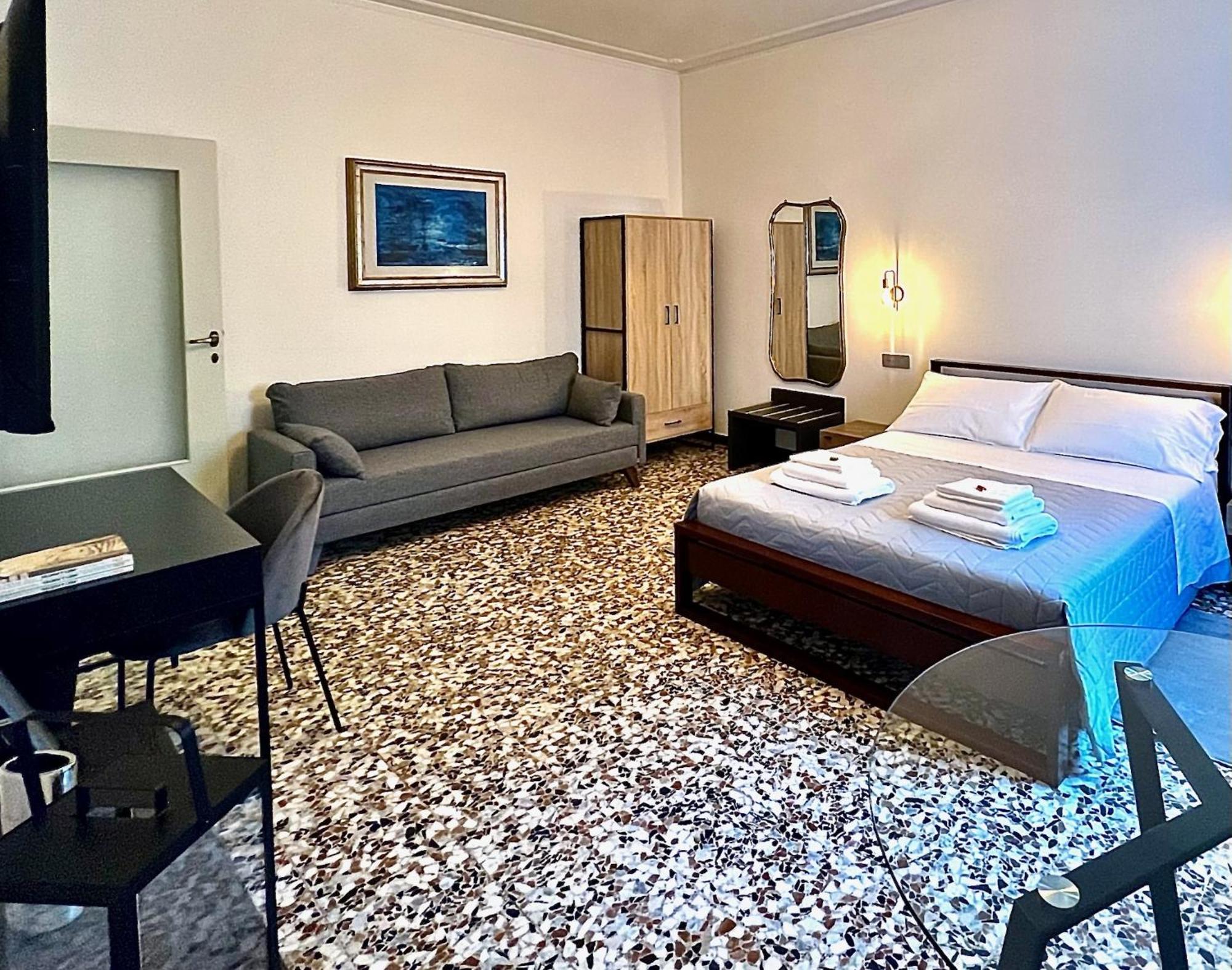 Casa Margherita Πιατσέντζα Εξωτερικό φωτογραφία